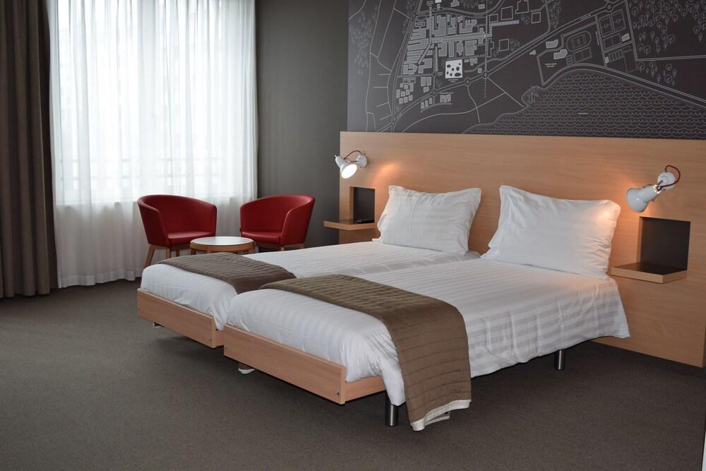 Swisstech Hotel Ecublens  Extérieur photo